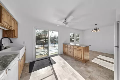601 Edwards Ave, West Dundee, IL 60118 photo 11