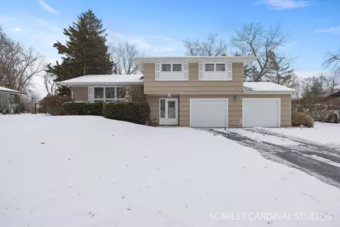1210 Lawnmeadow Ln, Naperville, IL 60540