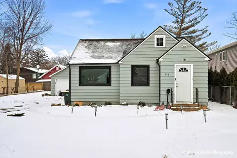 116 Highmoor Dr, Round Lake Park, IL 60073