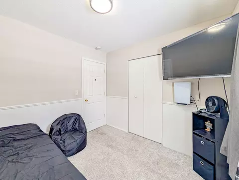 Bedroom - 811 Beech Dr, Bolingbrook, IL 60440 photo 1 of 4