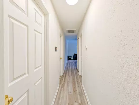 Entry Way - 811 Beech Dr, Bolingbrook, IL 60440 photo 1 of 1