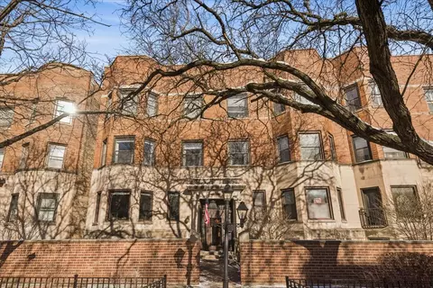 1024 W Byron St #G, Chicago, IL 60613