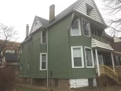 7026 S Saint Lawrence Ave, Chicago, IL 60637