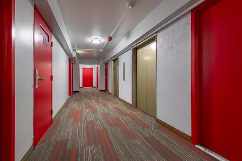 Entry Way - 7337 S South Shore Dr #902, Chicago, IL 60649 photo 3 of 3