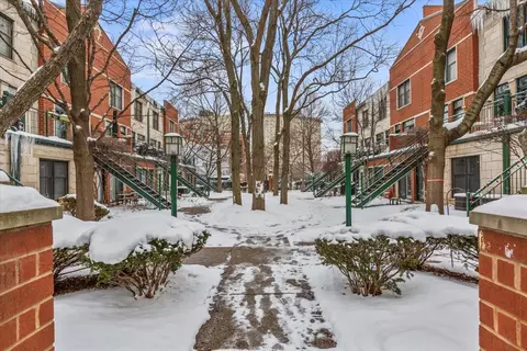 1812 S Dearborn St #43, Chicago, IL 60616