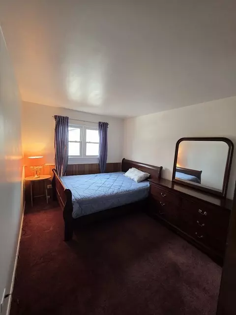 Bedroom - 2201 Kingfisher Ln, Rolling Meadows, IL 60008 photo 1 of 8