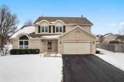 13 Callery Ct, Bolingbrook, IL 60490