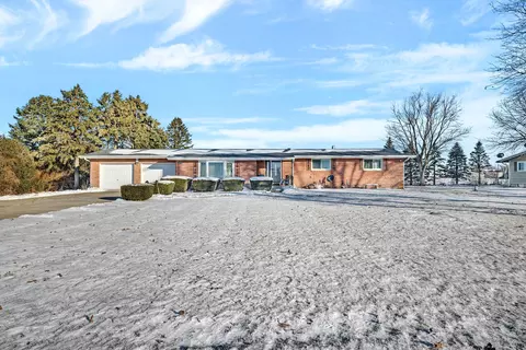 1681 N 33rd Rd, Ottawa, IL 61350