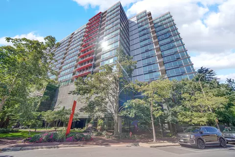 800 Elgin Rd #1210, Evanston, IL 60201
