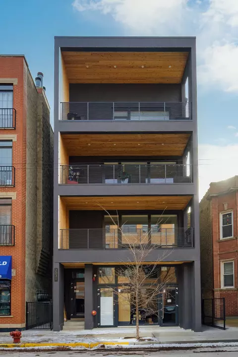 2031 W Belmont Ave #3N, Chicago, IL 60618