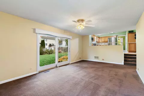 517 Sheffield Rd, Naperville, IL 60565 photo 9