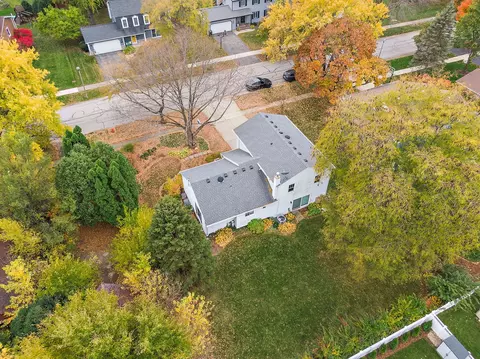 517 Sheffield Rd, Naperville, IL 60565 photo 25