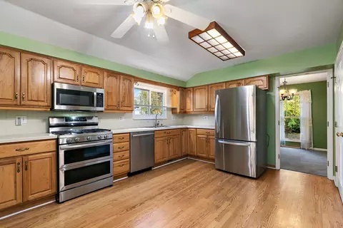 517 Sheffield Rd, Naperville, IL 60565 photo 7
