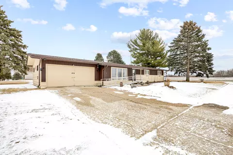 Other - 404 S Stott St, Genoa, IL 60135 photo 2 of 7