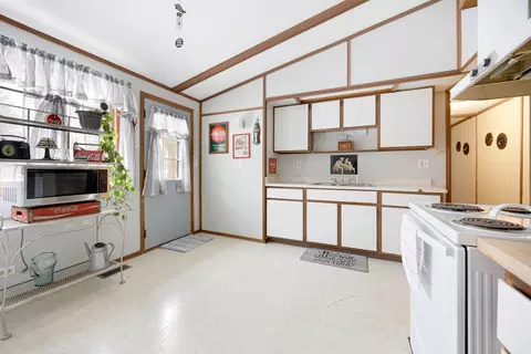 Kitchen - 404 S Stott St, Genoa, IL 60135 photo 1 of 3