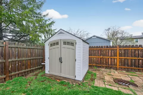 Exterior - 1690 Red Coach Ln, Algonquin, IL 60102 photo 7 of 7