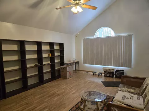 Living - 3117 Carpenter St, Steger, IL 60475 photo 2 of 3