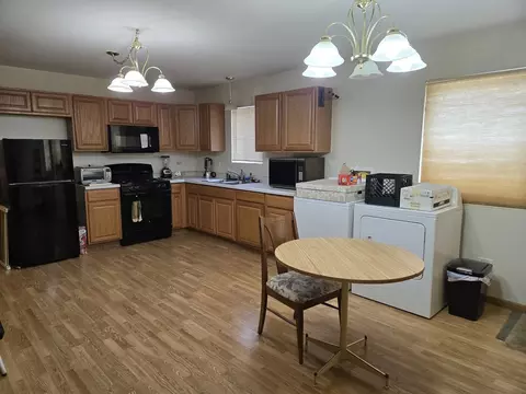 Kitchen - 3117 Carpenter St, Steger, IL 60475 photo 3 of 3