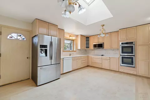538 Westmere Rd, Des Plaines, IL 60016 photo 8
