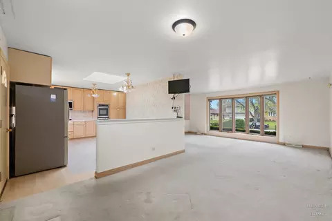 538 Westmere Rd, Des Plaines, IL 60016 photo 10