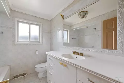538 Westmere Rd, Des Plaines, IL 60016 photo 12