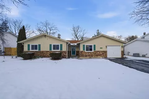 2612 Mitchell Dr, Woodridge, IL 60517