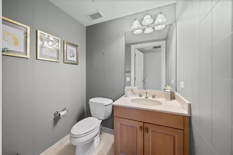 Bath - 21 E Huron St #3601, Chicago, IL 60611 photo 3 of 3