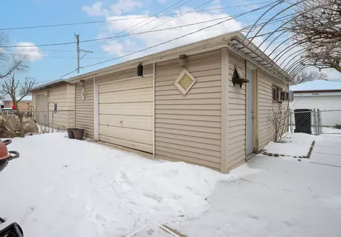 Other - 4211 W Devon Ave, Chicago, IL 60646 photo 1 of 1