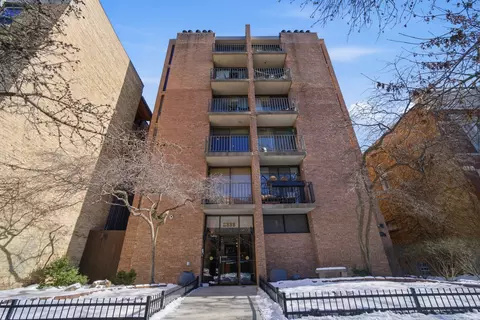 2333 N Geneva Ter #4A, Chicago, IL 60614