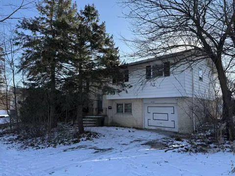 16736 Beverly Ave, Tinley Park, IL 60477