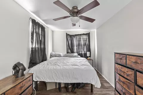 Bedroom - 1144 39th St, Moline, IL 61265 photo 1 of 4