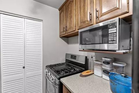 Kitchen - 1144 39th St, Moline, IL 61265 photo 2 of 2
