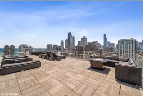 View/Area - Undisclosed, Chicago, IL 60610 photo 1 of 1