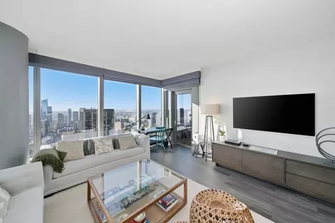 Living - 60 E Monroe St #5304, Chicago, IL 60603 photo 5 of 7