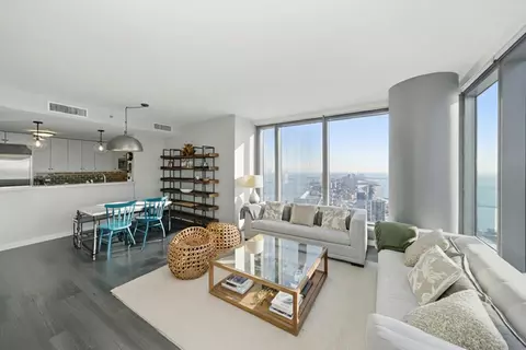 Living - 60 E Monroe St #5304, Chicago, IL 60603 photo 4 of 7