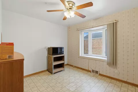 4448 Lawndale Ave, Lyons, IL 60534 photo 8