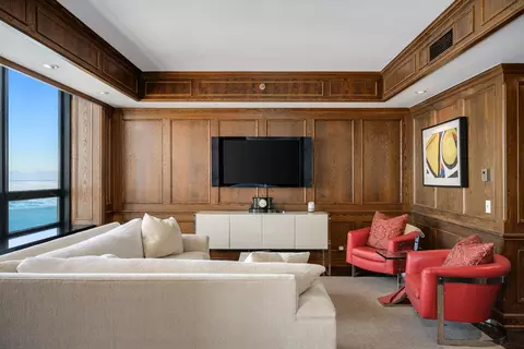 180 E Pearson St #6802, Chicago, IL 60611 photo 10