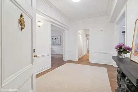 Entry Way - 232 E Walton Pl #4E, Chicago, IL 60611 photo 3 of 4