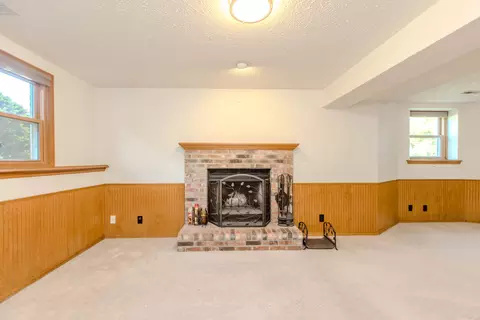 Living - 1307 West Ave, Normal, IL 61761 photo 8 of 9