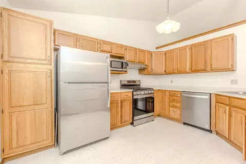 Kitchen - 1307 West Ave, Normal, IL 61761 photo 3 of 4