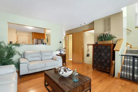 Living - 2173 Dalewood Ct, Plainfield, IL 60586 photo 2 of 3