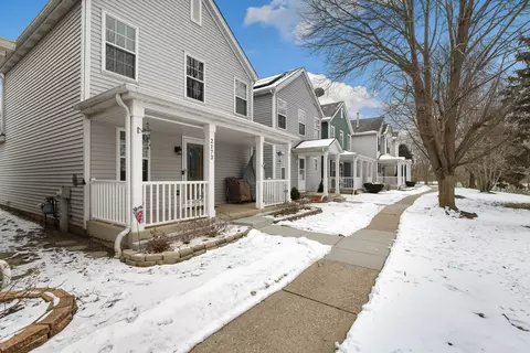 Exterior - 2173 Dalewood Ct, Plainfield, IL 60586 photo 2 of 7