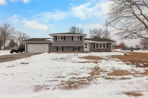 414 Betty St, Verona, IL 60479