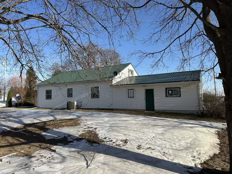 Exterior - 16319 Ideal Rd, Thomson, IL 61285 photo 2 of 2