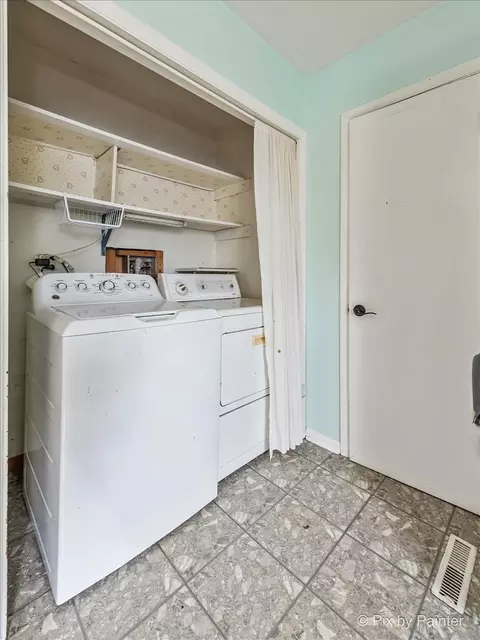 Other - 331 Orange St, Elgin, IL 60123 photo 3 of 10