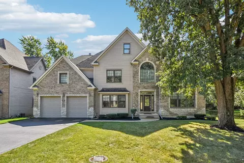 27 W327 Williams St, Winfield, IL 60190