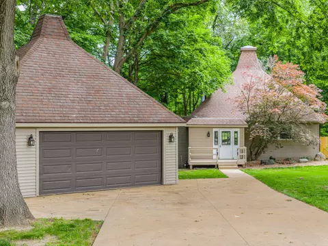2445 Ridgefield Rd, Princeton, IL 61356