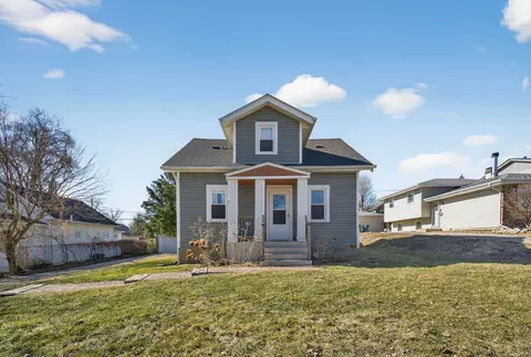 4836 Francisco Ave, Downers Grove, IL 60515