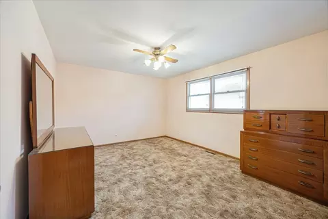 Bedroom - 8307 S 77th Ct, Bridgeview, IL 60455 photo 1 of 5