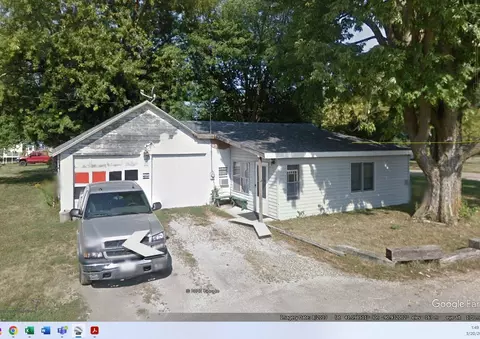 301 S 14 St, Keithsburg, IL 61442